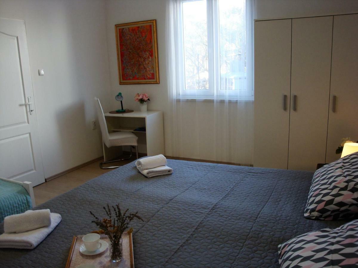 Apartments Olea Pinezići Buitenkant foto