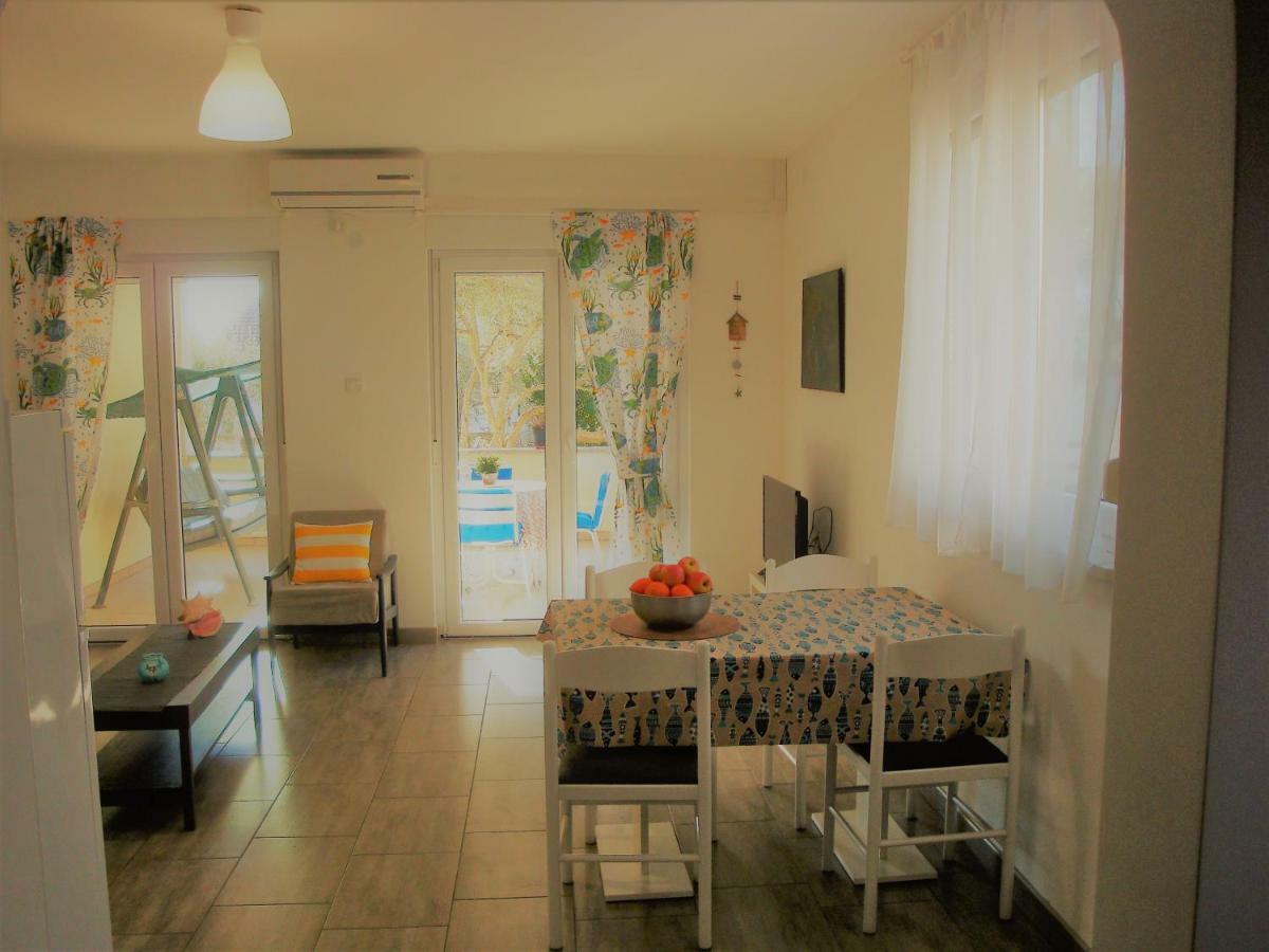 Apartments Olea Pinezići Buitenkant foto